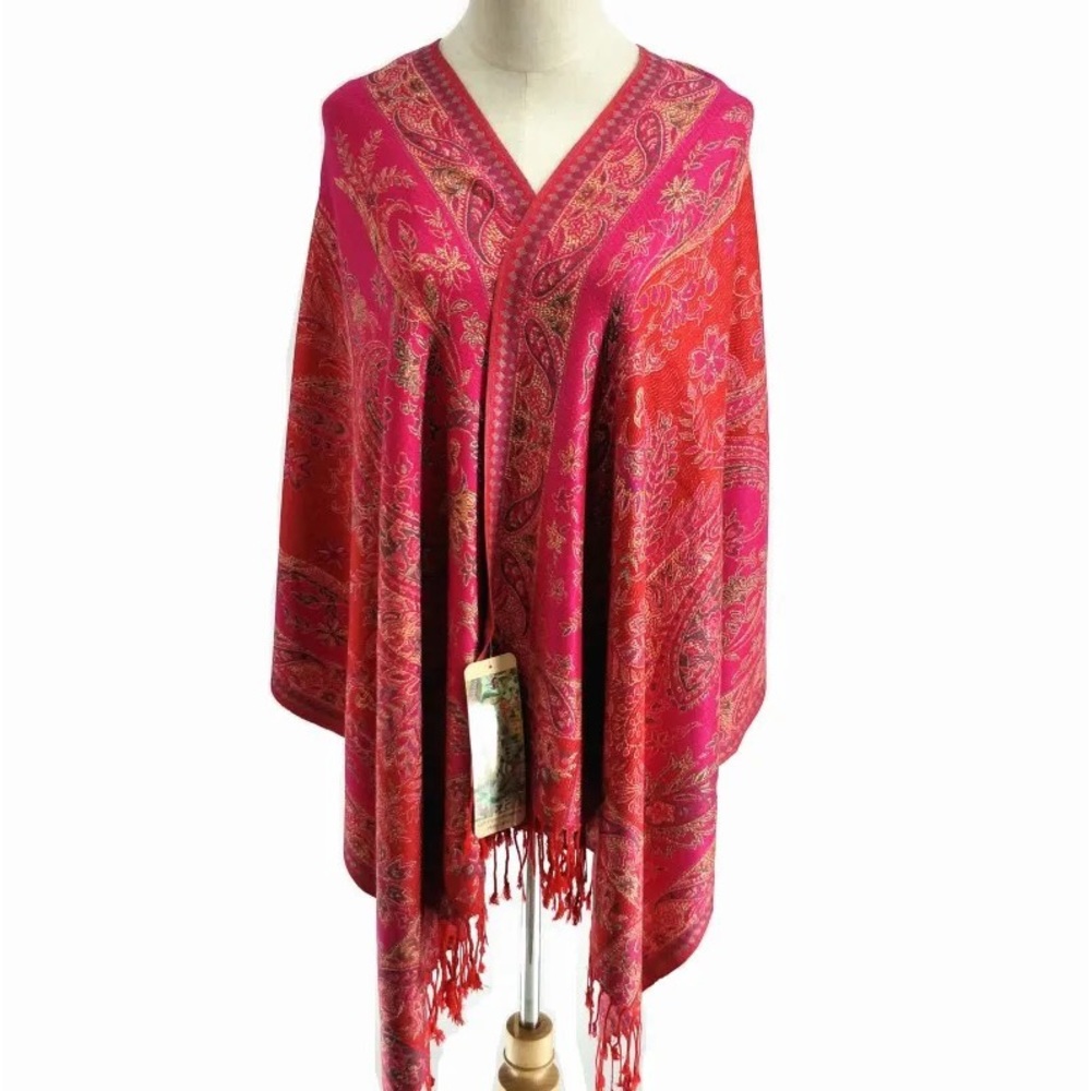 Pashmina shawl